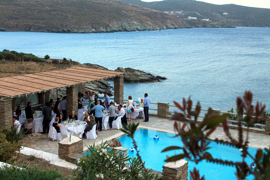 En Plo Aparthotel Agios Romanos Exterior photo